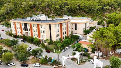 Kemer Devlet Hastanesi'ne geçen yıl 294 bin 916 hasta müracaat etti