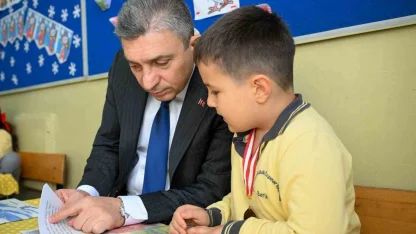 Antalya’da 498 bin 603 öğrenci karne heyecanı yaşadı