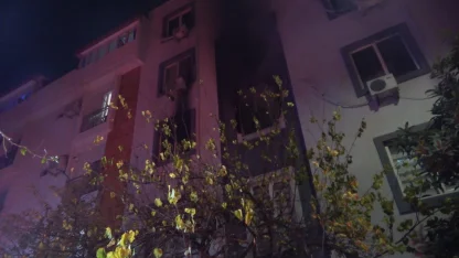 Antalya’da apartman dairesinde çıkan yangın korkuttu