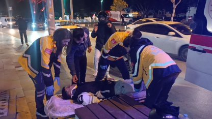 Antalya’da devrilen motosikletin sürücüsü yaralandı