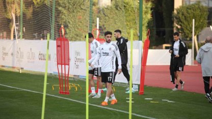 Beşiktaş’ta devre arası çalışmalarını Antalya’da sürdürdü