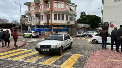 Gazipaşa‘da otomobil ile motosiklet çarpıştı: 2 yaralı