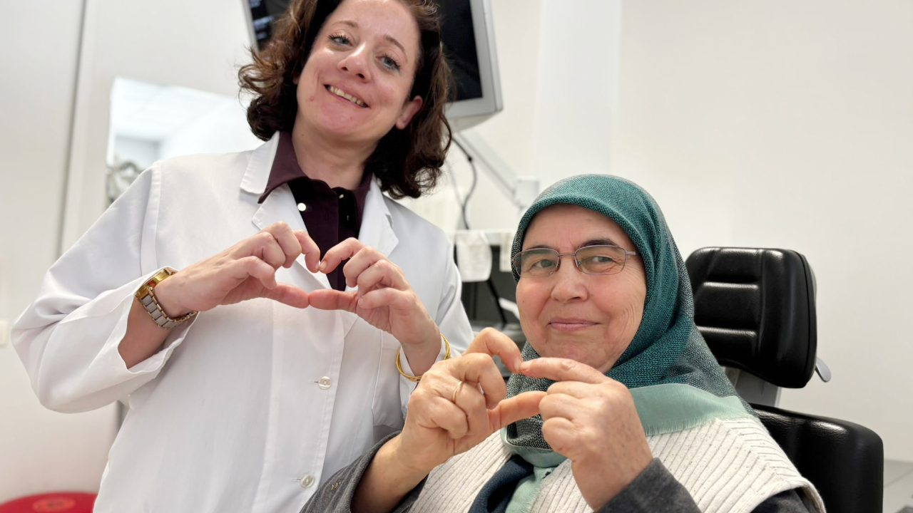 5 yıldır sadece 'evet, hayır' diyebiliyordu şimdi sohbet ediyor