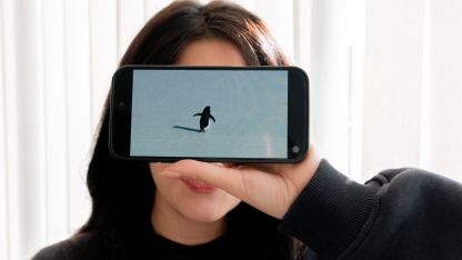 'Nihilist penguen'e kendi yalnızlığımızı yükledik'