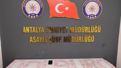 'Göç idaresi polisi' yalanıyla milyonluk dolandırıcılık