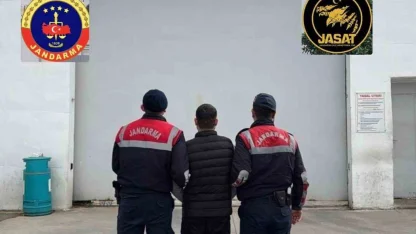 Alanya’da 20 yıl kesinleşmiş hapis cezası bulunan hükümlü yakalandı