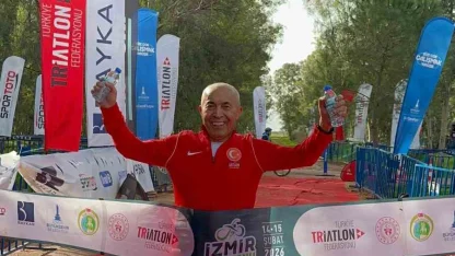 Antalyalı ‘Demir Adam’ İzmir şampiyonu