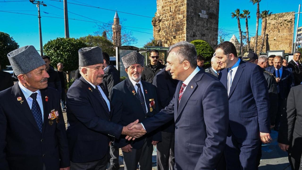 Antalya’nın Kurtuluş Savaşı’nda verdiği ilk sivil şehidi törenle anıldı