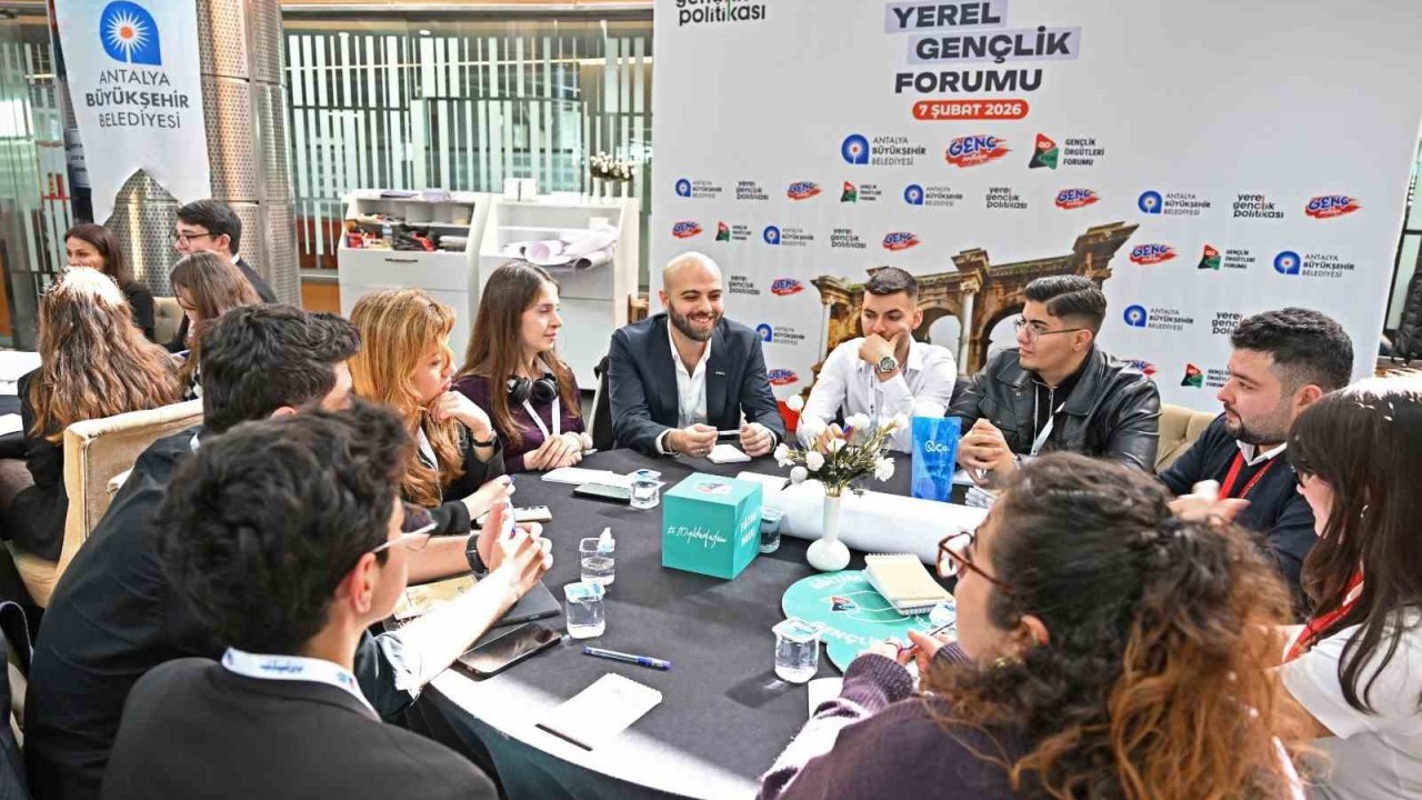 Gençler ‘Antalya Yerel Gençlik Forumu’nda buluştu