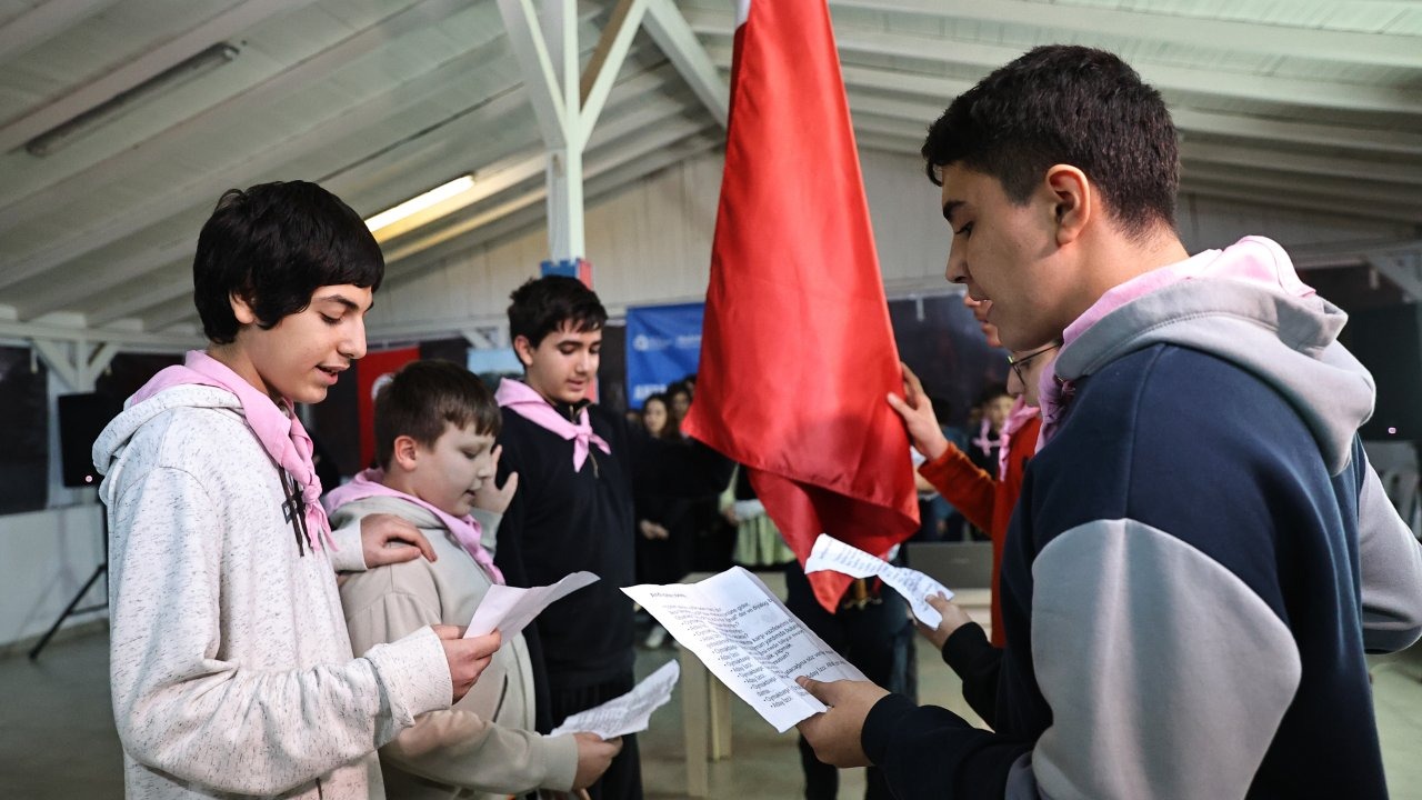 Kampta 32 saatlik eğitimi tamamlayan 50 izci yemin etti
