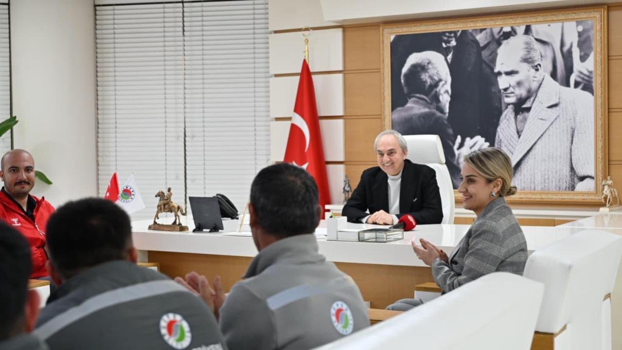 Kocagöz’den belediyedeki sezonluk işçilere daimi iş müjdesi