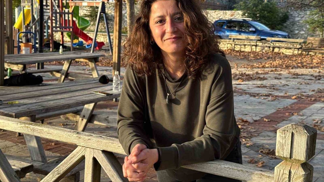 Oyuncu Metin Akpınar’ın biyolojik kızı Duygu Nebioğlu: "20 yıldır verdiğim mücadelede ne kadar haklı olduğumu bugün gördüm"