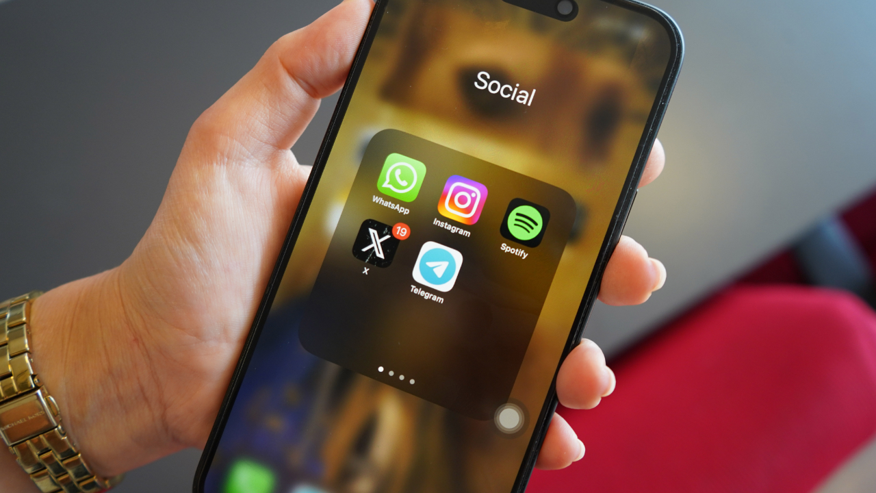 'Sosyal medya videoları kadar kısa aşklar, depresyon riskini artırıyor'