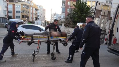 Yangına uykuda yakalandı, alevlere müdahale ederken yaralandı