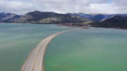 Yeni Antalya-Konya Karayolu Eynif Ovası’nın son hali dron ile görüntülendi