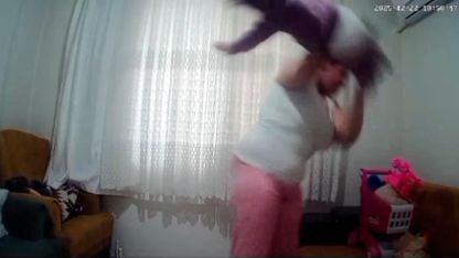 1 yaşındaki bebeğine şiddet uygulayan anneye 6 yıl hapis