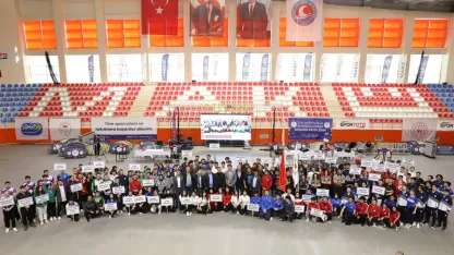 Ünilig Bilek Güreşi Türkiye Şampiyonası başladı