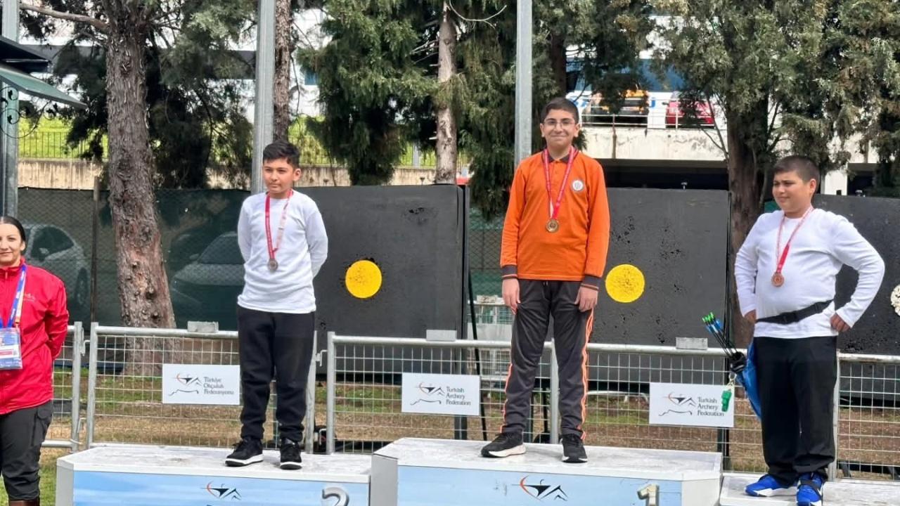 Okçuluk il birinciliğinde Manavgat’a 2 altın madalya