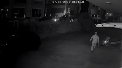 Uzaklaştırma kararı bulunan eşe sopalı saldırı davasında savcıdan 20 yıla kadar hapis talebi