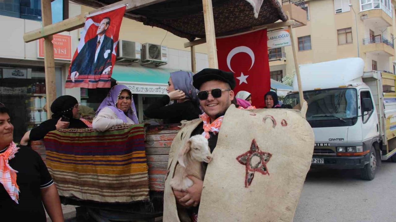 27. Geleneksel Kumluca Tarım ve Seracılık Festivali Yörük Göçü ile başladı