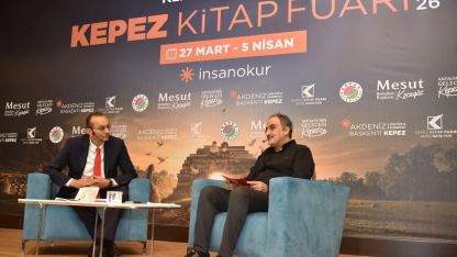 Kepez Kitap Fuarı'nda 'Yaşam Boyu Öğrenme' konuşuldu