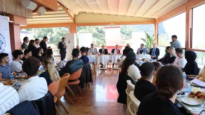 ALKÜ’de öğrenci toplulukları buluştu