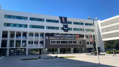 Antalya Büyükşehir Belediyesine yönelik yeni operasyon: 34 gözaltı kararı