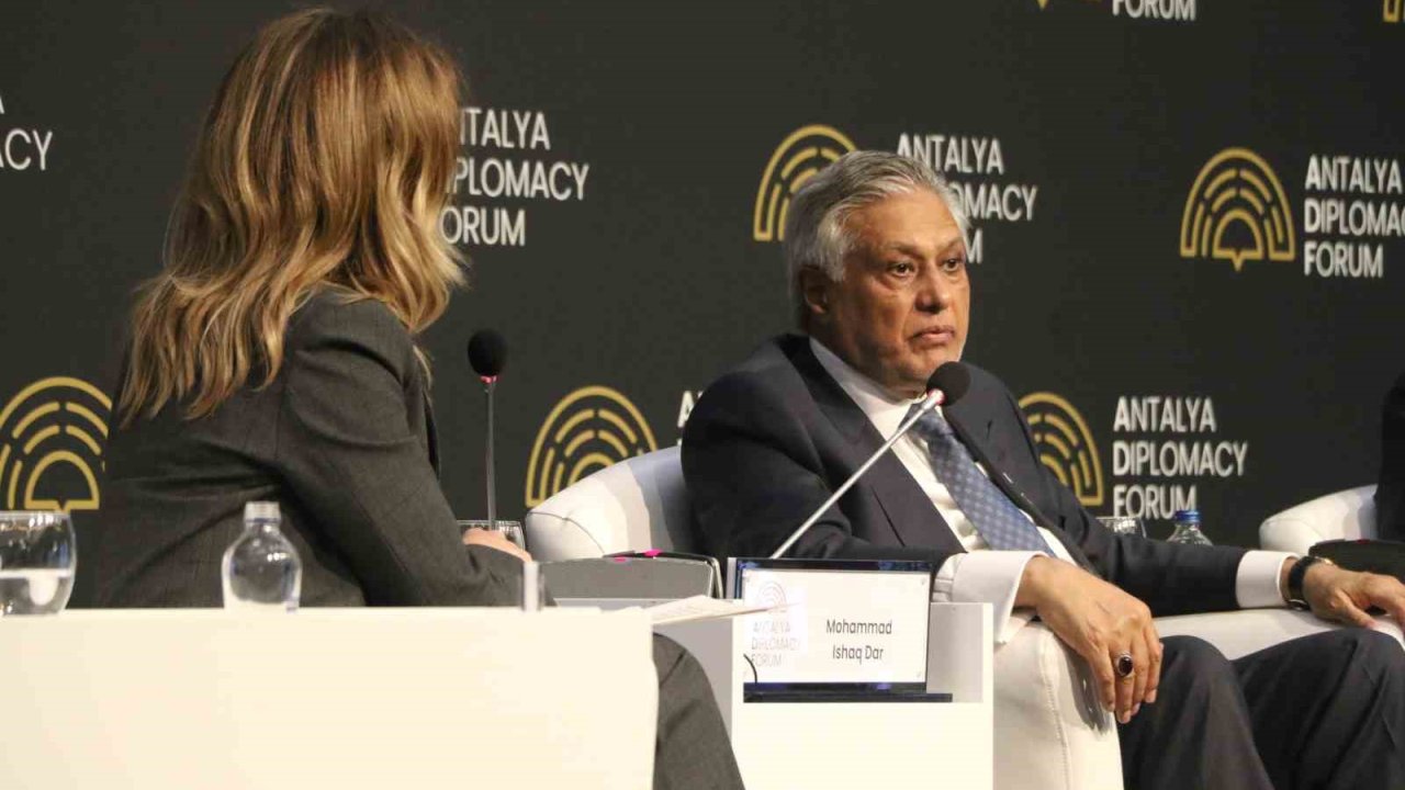 Antalya Diplomasi Forumu’nun Güney Asya oturumunda "Hürmüz Boğazı" mesajı