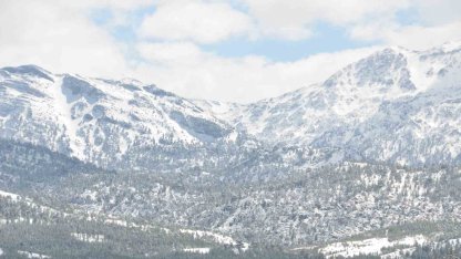 Antalya’nın zirvelerinde Nisan ayında kar sürprizi