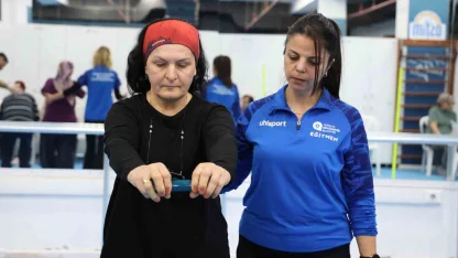 Büyükşehir Belediyesi’nden Parkinson hastalarına özel eğitim