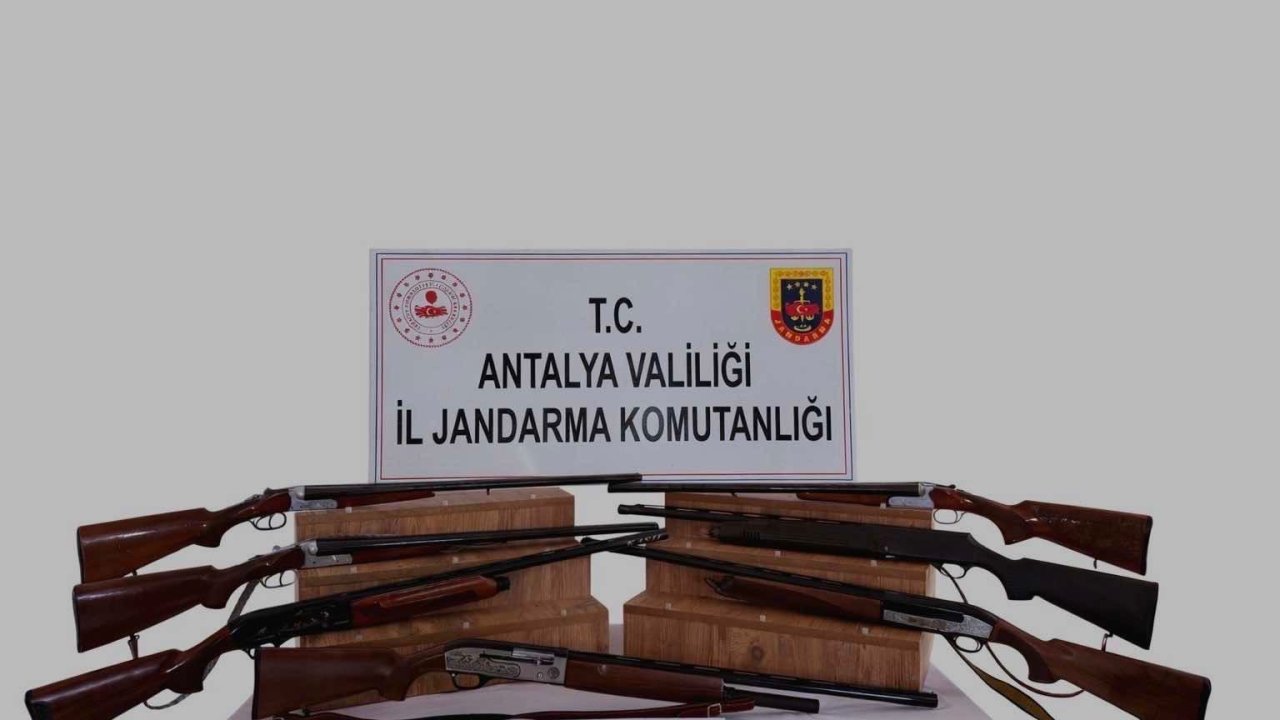 Kaş’ta 7 ruhsatsız av tüfeği ele geçirildi