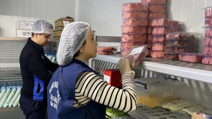 Kemer’de zabıtadan restoran ve kafe denetimi