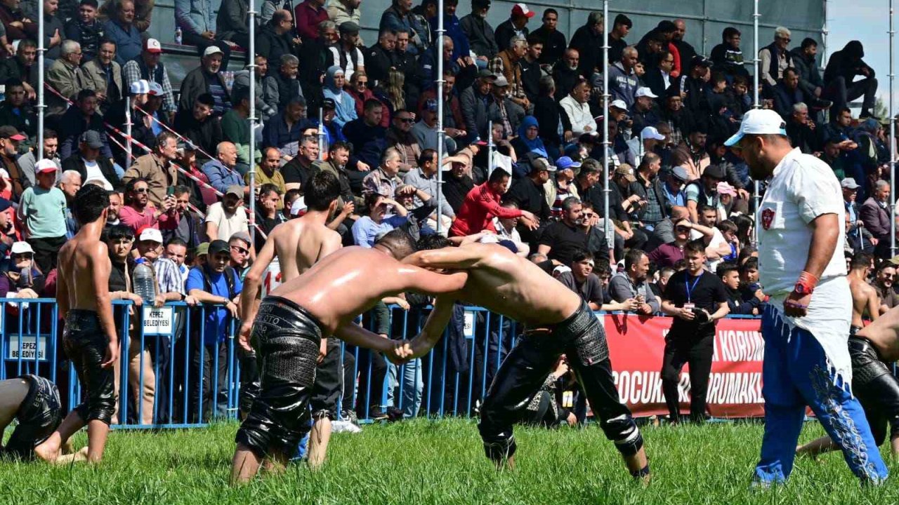 Kepez’in er meydanında deste boylarında büyük mücadele yaşandı