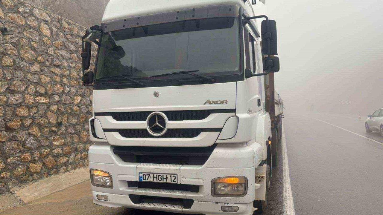 Konya-Antalya karayolunda feci kaza: 1 ölü, 3 yaralı