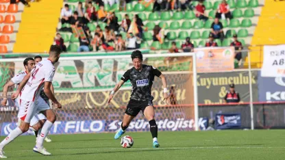 Trendyol Süper Lig: Corendon Alanyaspor: 0 - Samsunspor: 2 (İlk yarı)