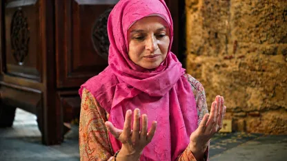 Ukraynalı yoga eğitmeni Lena, Müslüman olup Meryem ismini aldı