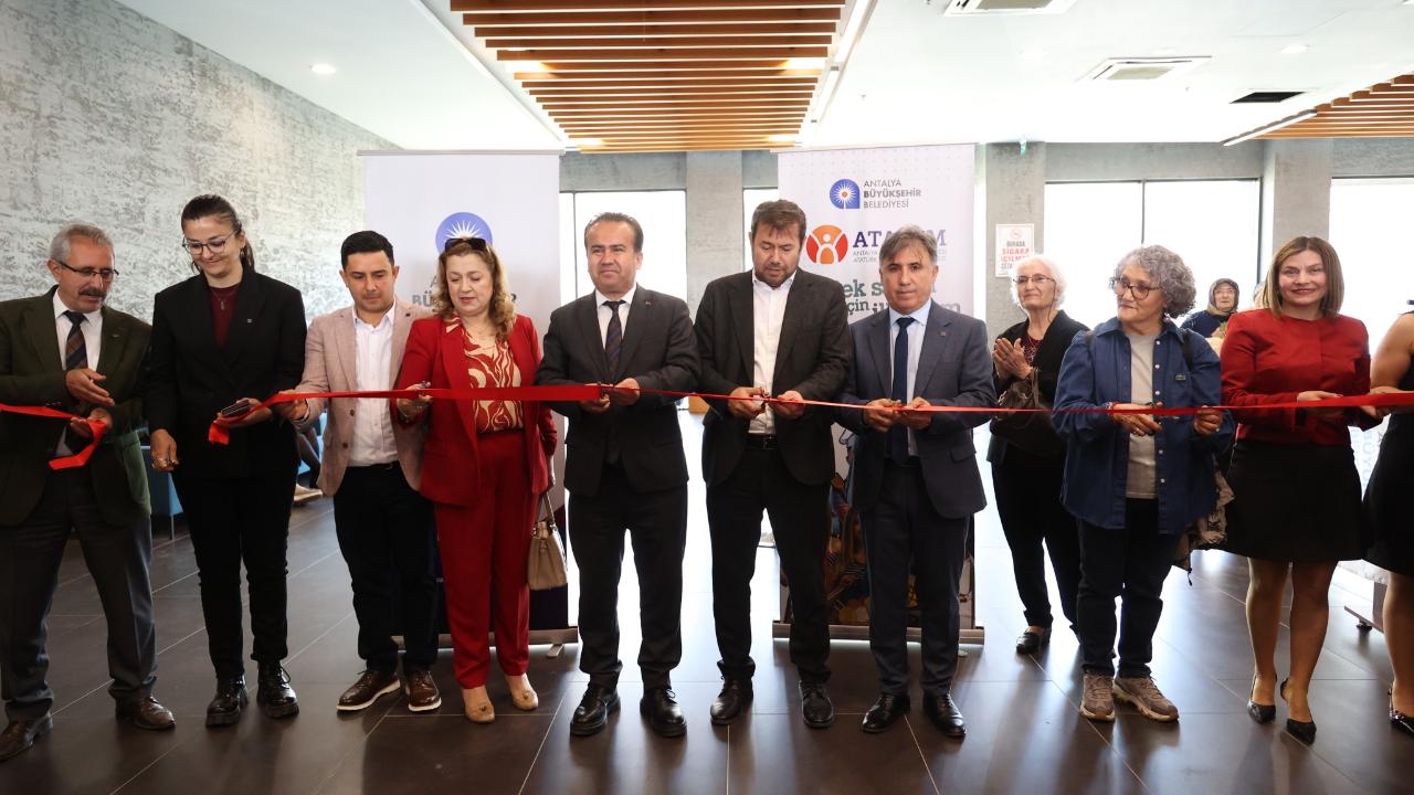 Uncalı ATASEM’den "Yeşil Vatan" temalı yıl sonu sergisi