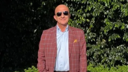 Eski bakan Çavuşoğlu'nun kardeşi, ofisinde silahla vurulmuş halde bulundu