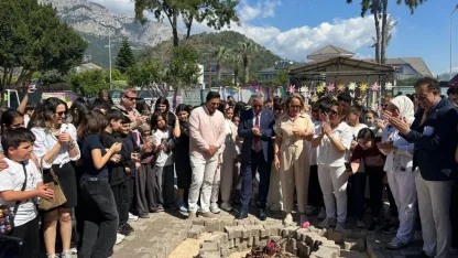 Kemer'de Hıdırellez ateşi yakıldı