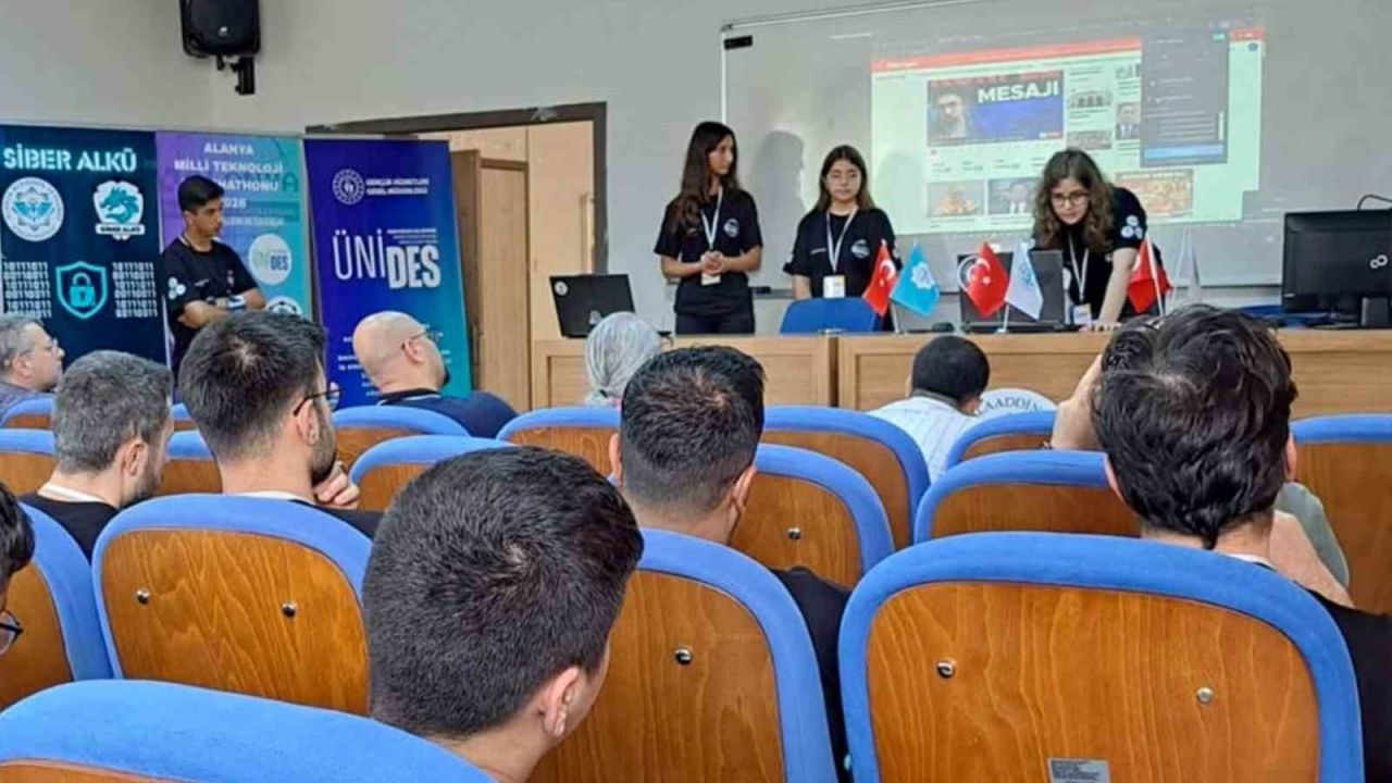 ALKÜ’de Alanya milli teknoloji hackathonu yarışları tamamladı