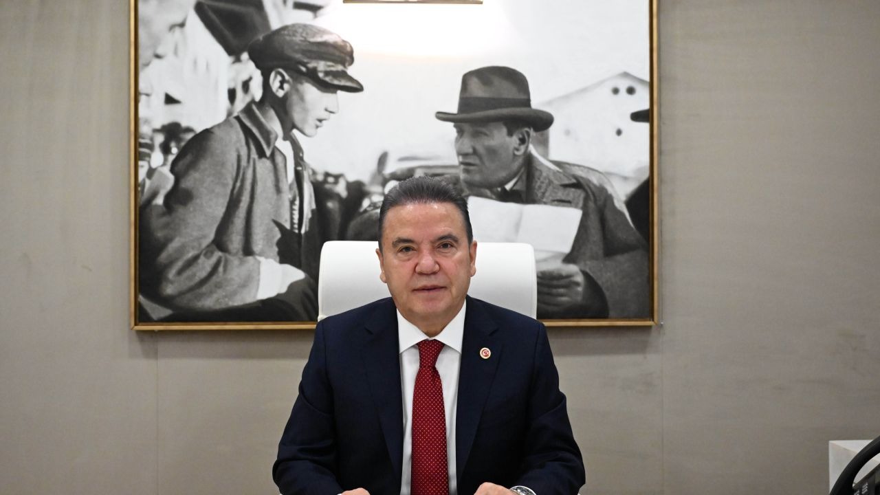 Antalya Büyükşehir Belediyesi'nde 'rüşvet' ve 'yolsuzluk' davasında 2'nci duruşmada 2'nci gün