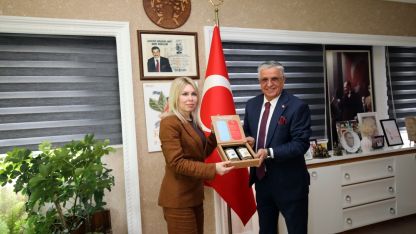 Rektör Özkan "Bu ayın sonunda CAR-T hücreleri ile lösemi ve lenfoma tedavilerine başlayacağız"