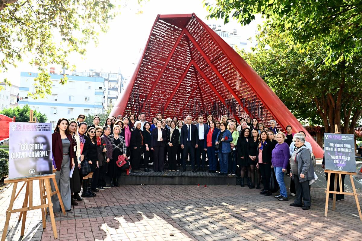 Muratpaşa’da şiddete karşı ses, Al Yazma’da yükseldi