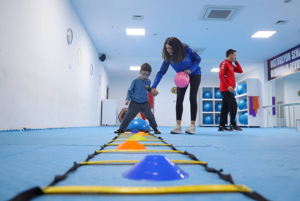 Büyükşehir'den özel gereksinimli bireyler için spor kursu