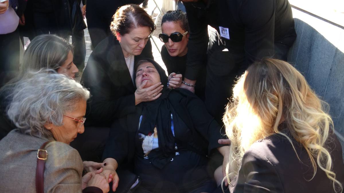 Antalya’da 9 kurşunlu kadın cinayetinde iyi hal indirimi anneyi gözyaşlarına boğdu