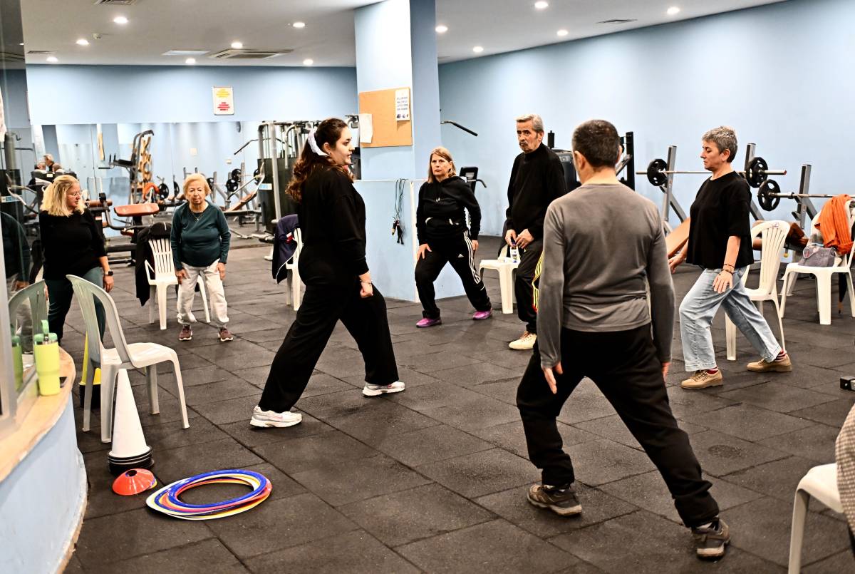 Muratpaşa’dan parkinson hastalarına destek