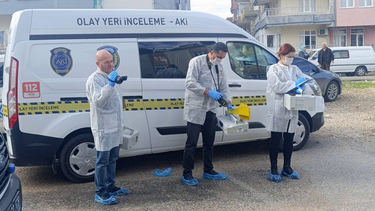 Kanser hastası yaşlı adam evinde ölü bulundu