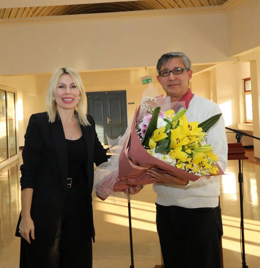 Rektör Özkan, engelli çalışanlarla bir araya geldi