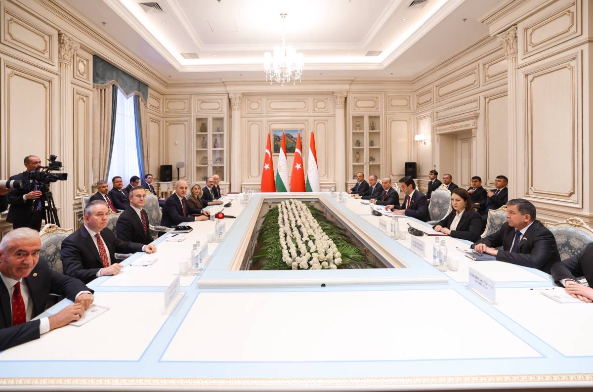 TBMM Başkanı Kurtulmuş, Tacikistan Ali Meclisi Milli Meclis Başkanı Emomali ile bir araya geldi