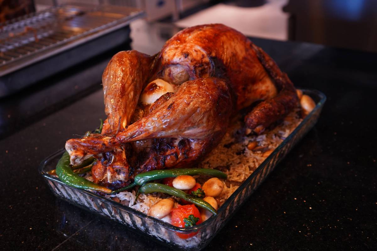 Yılbaşı sofralarında 'gıda güvenliği' uyarısı: Hindi tam pişmeden tüketilmemeli